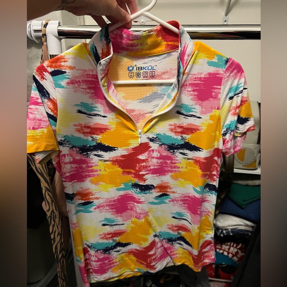 Ibkul short sleeve athletic top